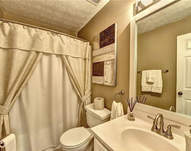 3940 Piper Glen Drive - Photo Thumbnail 29