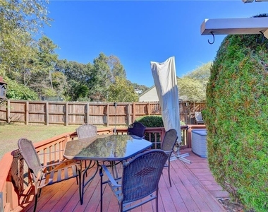 3940 Piper Glen Drive - Photo Thumbnail 39
