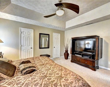 3940 Piper Glen Drive - Photo Thumbnail 18