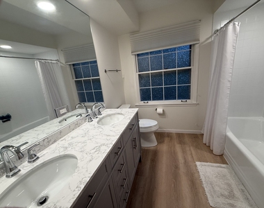 1305 Warwick Court - Photo Thumbnail 13