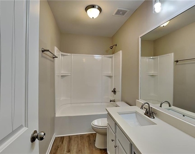 345 Westridge Circle - Photo Thumbnail 16