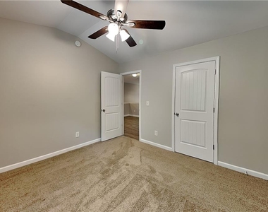 345 Westridge Circle - Photo Thumbnail 11
