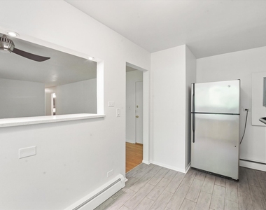 200 South Boulevard - Photo Thumbnail 5