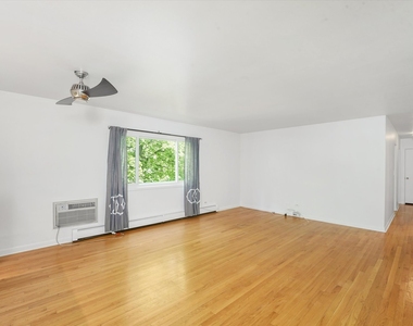 200 South Boulevard - Photo Thumbnail 1