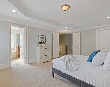 2763 Durham Drive Ne - Photo Thumbnail 37