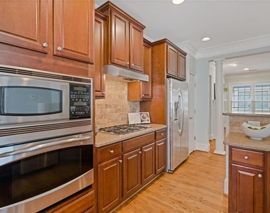 2763 Durham Drive Ne - Photo Thumbnail 15