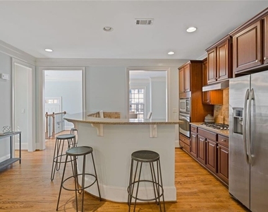 2763 Durham Drive Ne - Photo Thumbnail 22