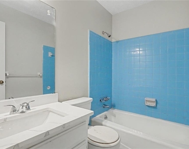 10 Gentry Drive - Photo Thumbnail 19