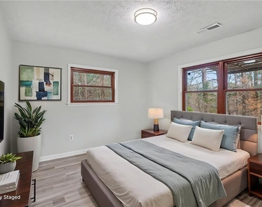 10 Gentry Drive - Photo Thumbnail 23