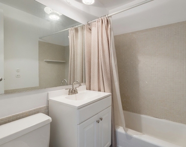 2400 N Lakeview Avenue - Photo Thumbnail 18