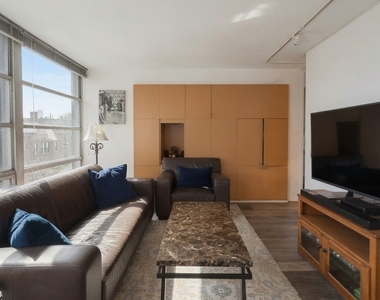 2400 N Lakeview Avenue - Photo Thumbnail 10