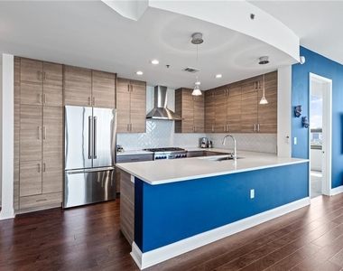 270 17th Street Nw - Photo Thumbnail 6