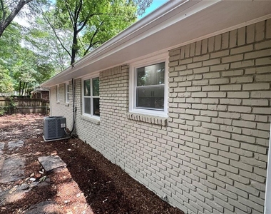 1508 Vancouver Drive - Photo Thumbnail 21