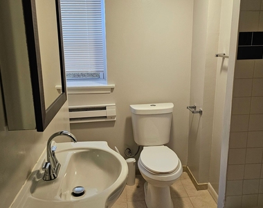 3014 Harlem Avenue - Photo Thumbnail 11