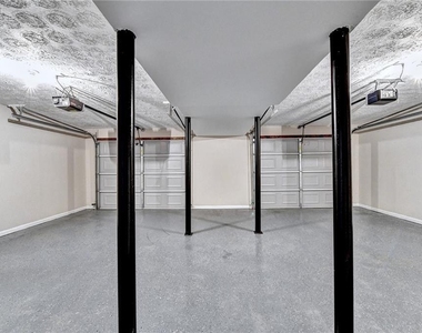 3372 Cottonwood Lane - Photo Thumbnail 14
