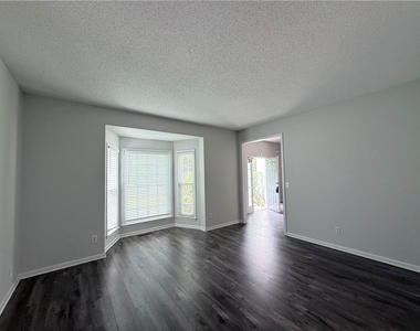 175 Sessingham Lane - Photo Thumbnail 3