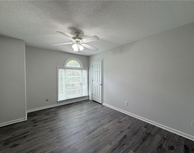 175 Sessingham Lane - Photo Thumbnail 16