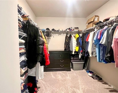6321 Rosetta Drive - Photo Thumbnail 13