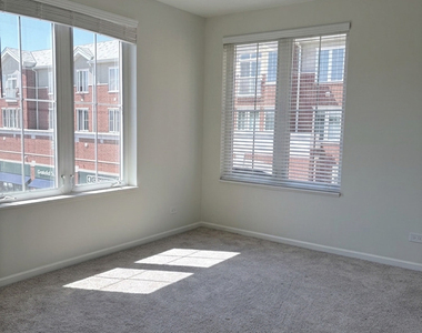625 Deerfield Road - Photo Thumbnail 7