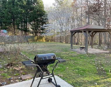 385 Blackwood Lane - Photo Thumbnail 22
