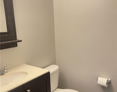 385 Blackwood Lane - Photo Thumbnail 12