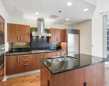 401 N Wabash Avenue - Photo Thumbnail 13