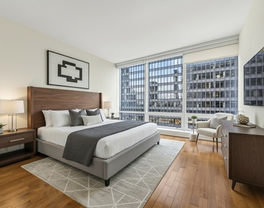 401 N Wabash Avenue - Photo Thumbnail 5