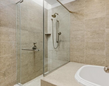 401 N Wabash Avenue - Photo Thumbnail 8