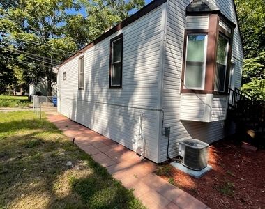 6508 S Carpenter Street - Photo Thumbnail 1