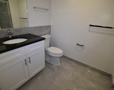 3833 N Broadway Street - Photo Thumbnail 15