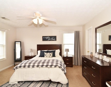 13361 Harpley Court - Photo Thumbnail 14