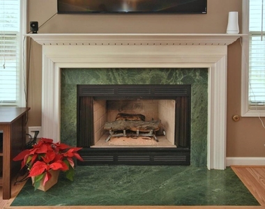 13361 Harpley Court - Photo Thumbnail 4