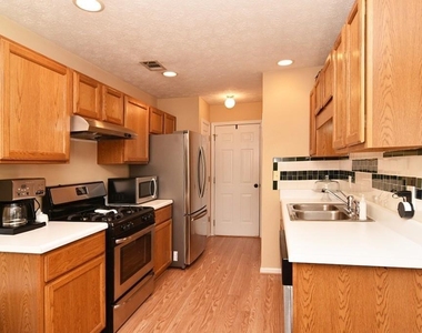13361 Harpley Court - Photo Thumbnail 11