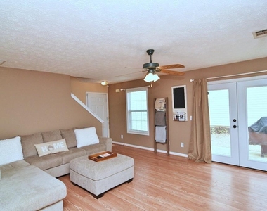 13361 Harpley Court - Photo Thumbnail 6