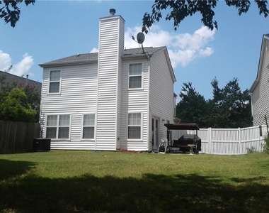 13361 Harpley Court - Photo Thumbnail 18