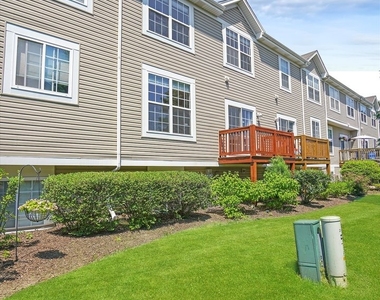 2304 Hudson Circle - Photo Thumbnail 26