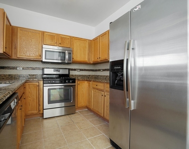 2304 Hudson Circle - Photo Thumbnail 21
