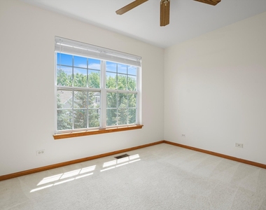 2304 Hudson Circle - Photo Thumbnail 16