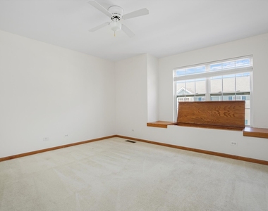 2304 Hudson Circle - Photo Thumbnail 13