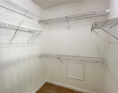 11900 Carriage Park Lane - Photo Thumbnail 13