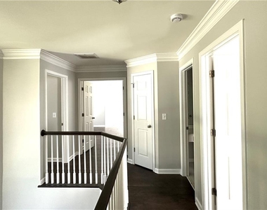 2020 Bentwood Court - Photo Thumbnail 16
