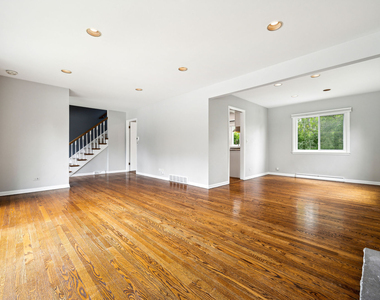 217 Willow Avenue - Photo Thumbnail 2