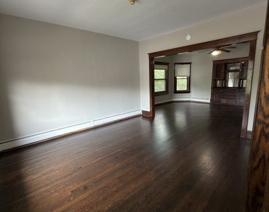 319 Chicago Avenue - Photo Thumbnail 1