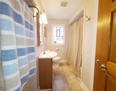 5831 W 109th Street - Photo Thumbnail 15