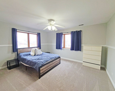 5831 W 109th Street - Photo Thumbnail 21