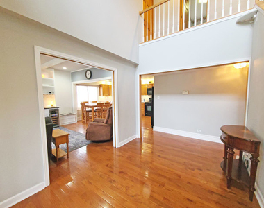 5831 W 109th Street - Photo Thumbnail 13