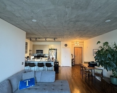 1845 S Michigan Avenue - Photo Thumbnail 13