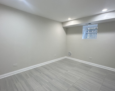 5226 N Bernard Street - Photo Thumbnail 2