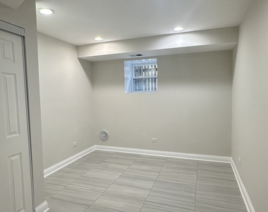 5226 N Bernard Street - Photo Thumbnail 4