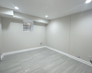 5224 N Bernard Street - Photo Thumbnail 3
